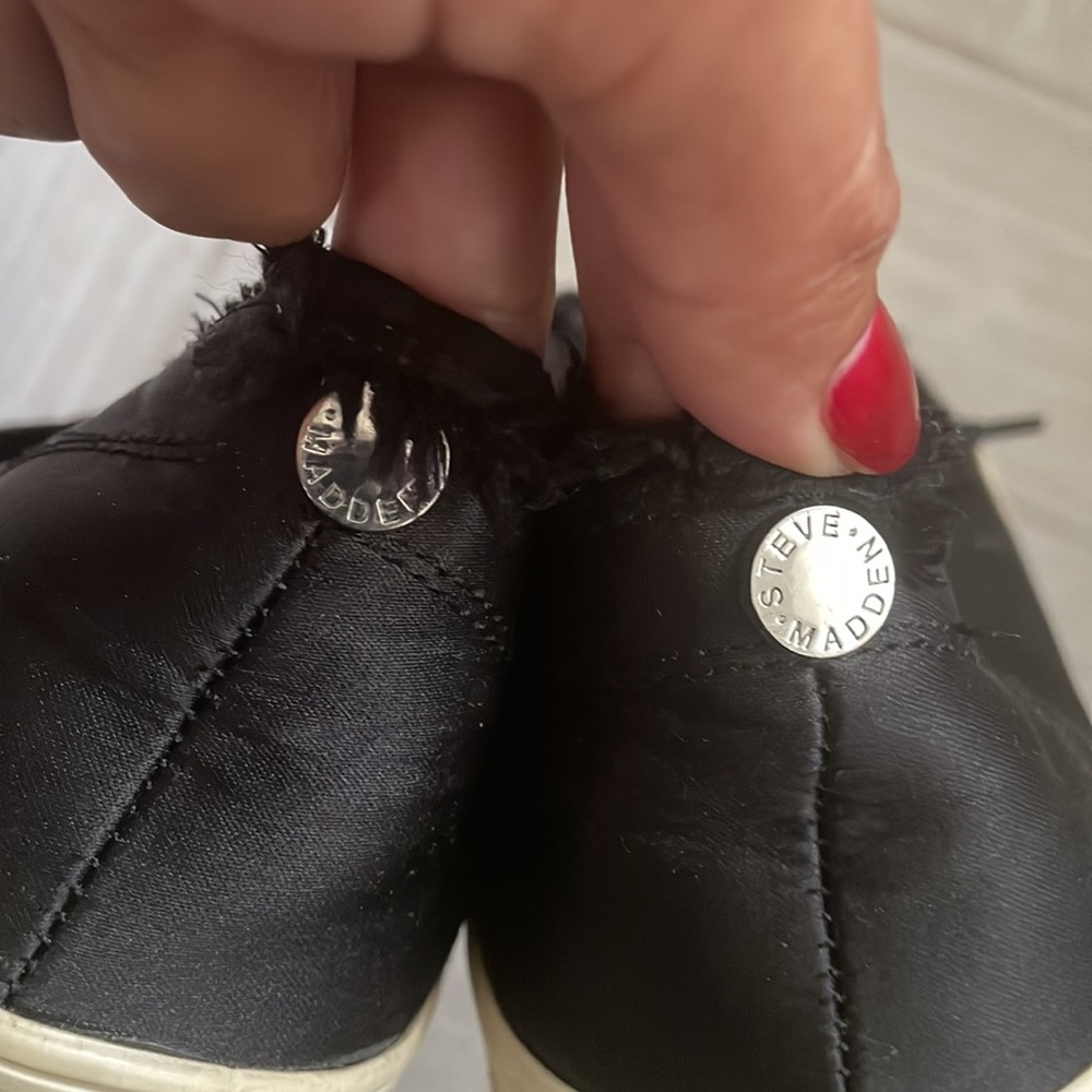 shoes - Picture 4 of 4